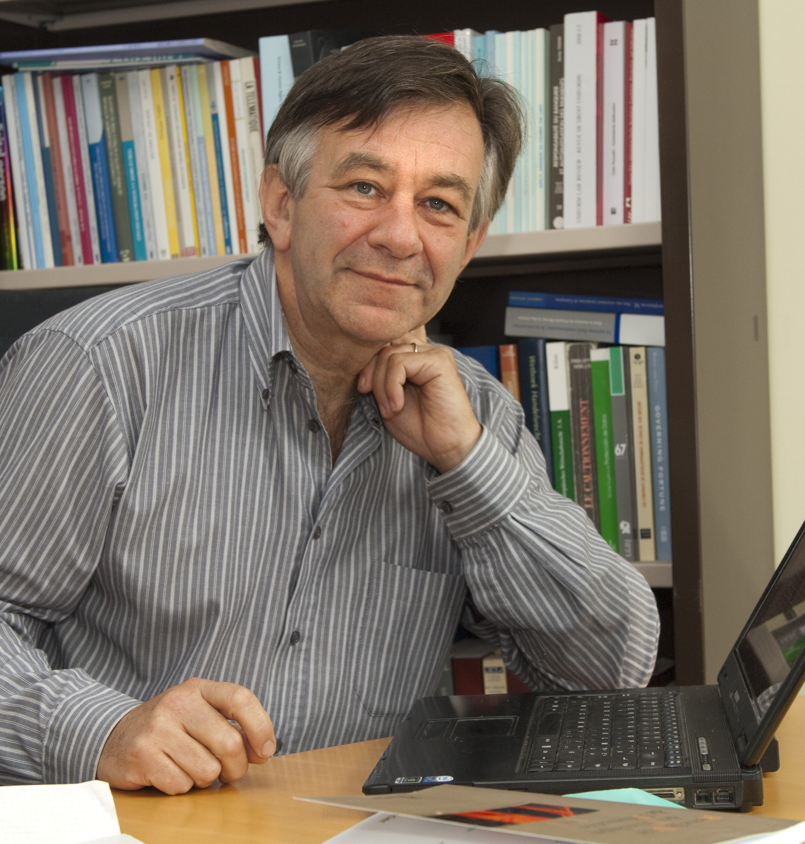 Professeur Yves Poullet