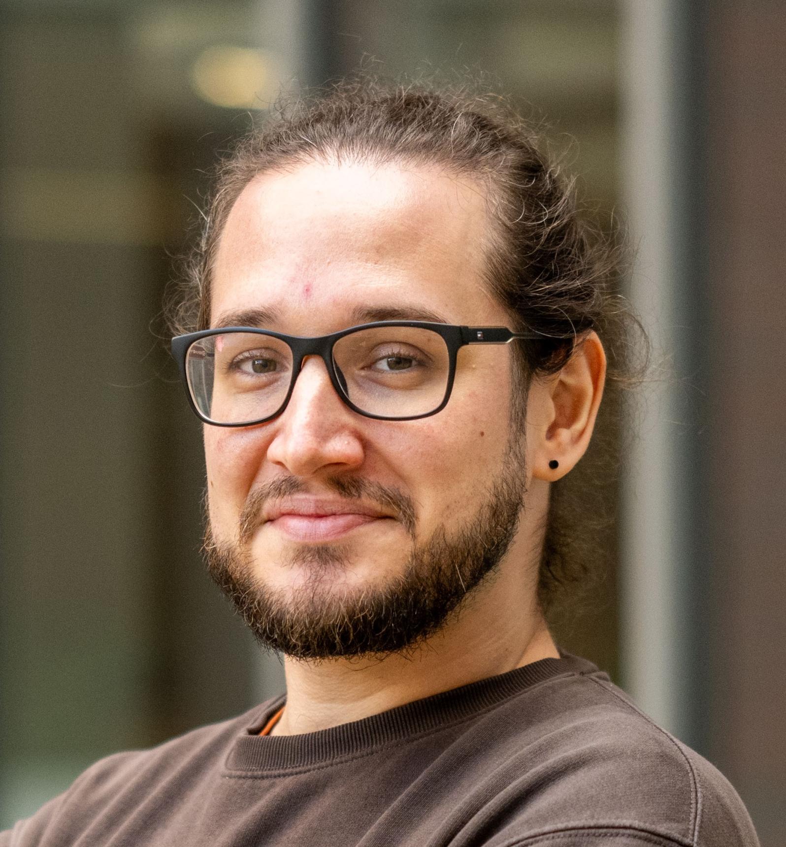 Picture of Eli Thoré