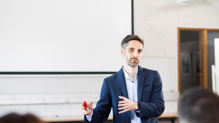 Certificat en droit de l'insolvabilité de l'entreprise