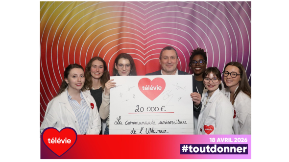 Photo des membres UNamur présents à la cérémonie de remise du chèque de contribution de l'UNamur au Télévie 2026
