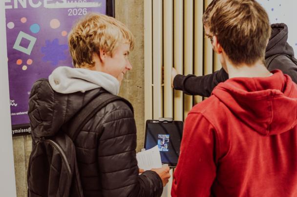 Etudiants du secondaire au Printemps des Sciences