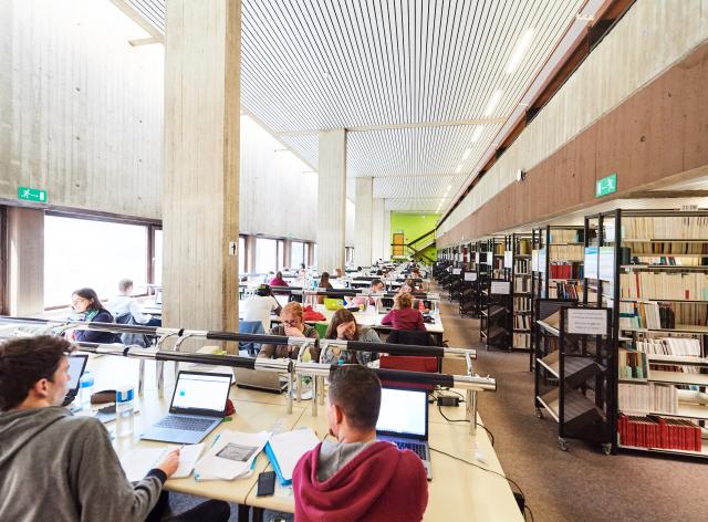 bibliothèque universitaire moretus plantin bump
