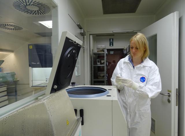 Manipulations d'organismes en laboratoire