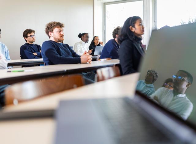 Training concepts and methods in economics