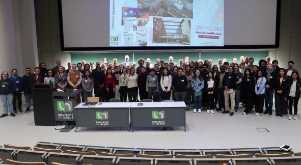 Photo de groupe à l'EDT-CHIM (janvier 2025)