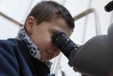 Enfant à l'observatoire Antoine Thomas