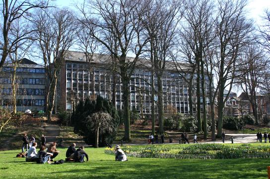 Vue de la Faculté de sciences économiques, sociales et de gestion 