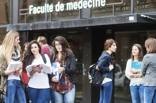 Faculté Medecine Carré
